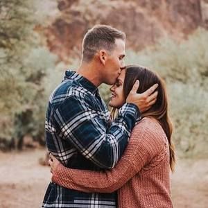 Meet your Posher, Caitlin